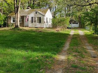 623 E Main St, Jefferson Valley, NY 10535