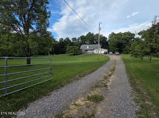 4126 New River Hwy, Briceville, TN 37710