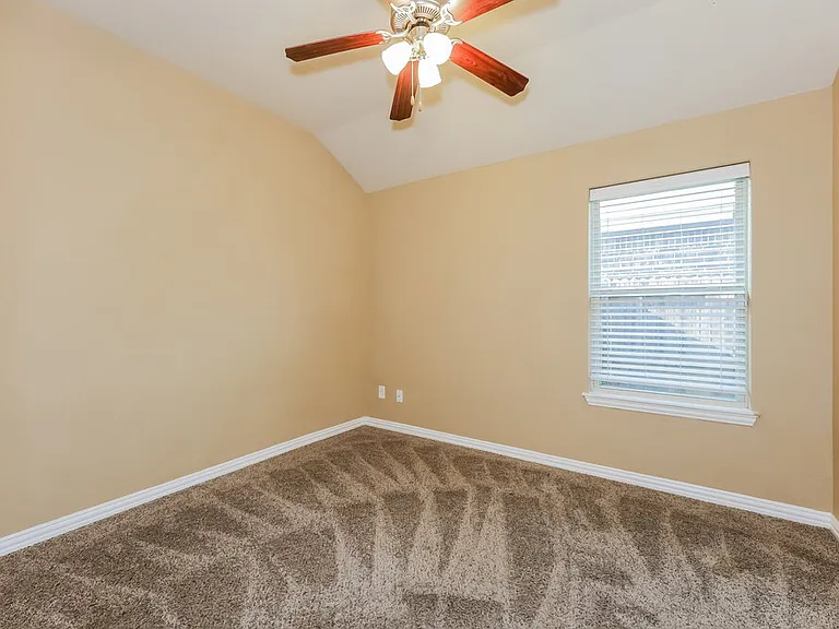 7681 Hollow Point Dr — Photo 12