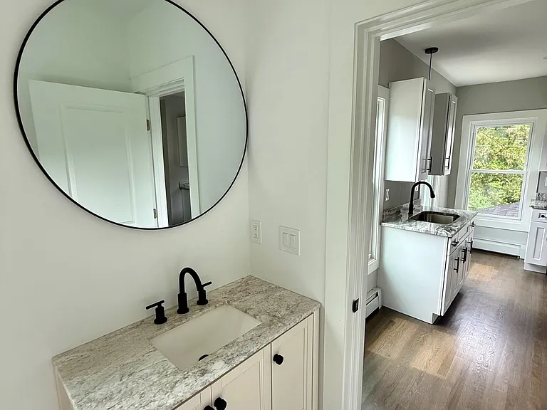 449 Stanley St #2 — Photo 25