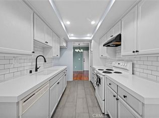 3663 Country Club Dr Unit E, Long Beach, CA 90807