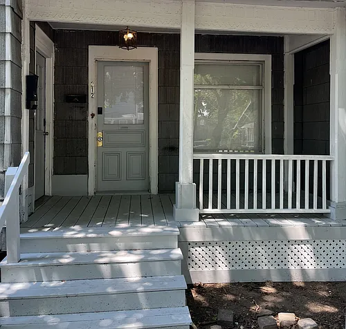 212 Ferris St Photo 1