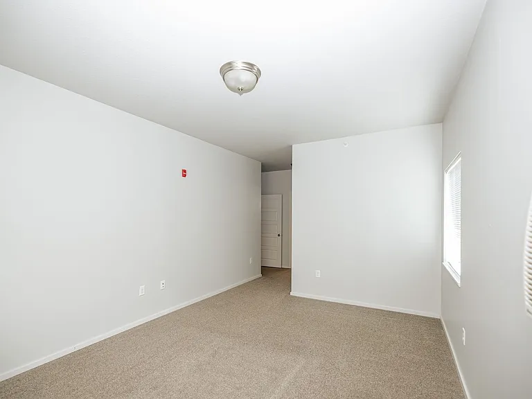 Kascade Place Apartments — Photo 102