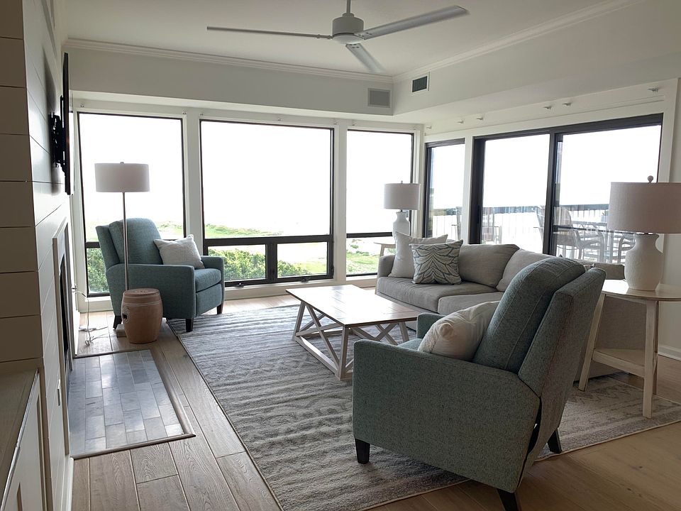 1st image of 9514 Palmetto Dr Unit 4407