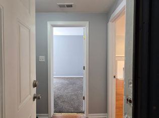 7927 S Essex, Chicago, IL 60617