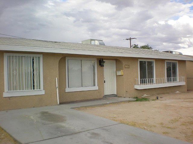 1st image of 2528 E Brooks Ave