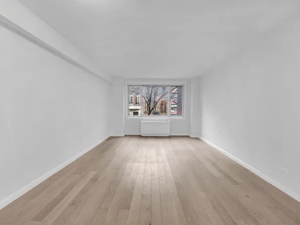 340 East 51st Street image 1 of 10