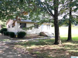36 Gaston St, Gadsden, AL 35901
