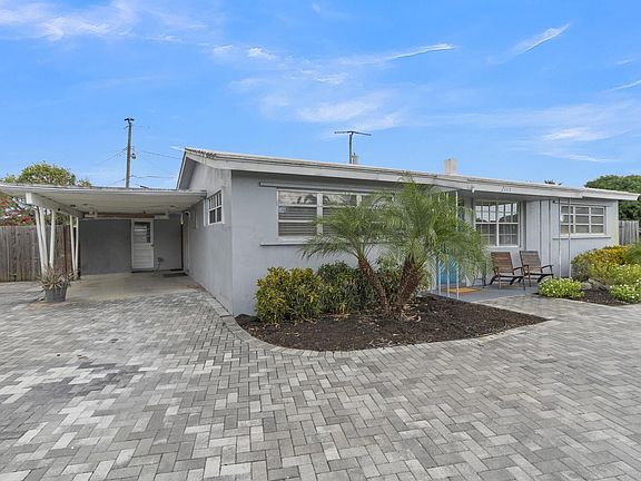 5th image of 2445 Edgewater Drive