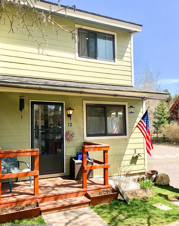 1st image of 205 Nelson Dr APT 12