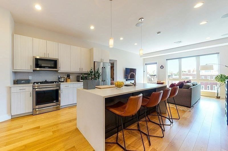1st image of 488 Dorchester Ave #4H