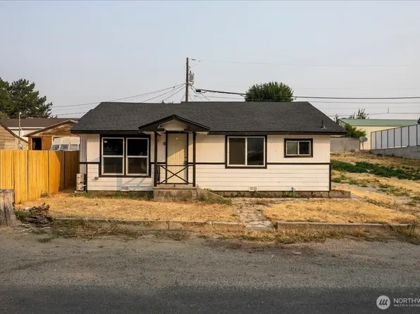 213 W Kelso Avenue, Electric City, WA 99123