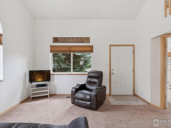 4th image of 2143 Meadow Ct