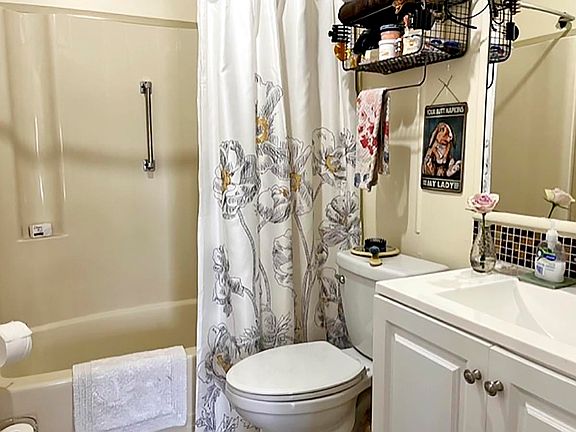 4th image of 1324 San Miguel Ln #1324