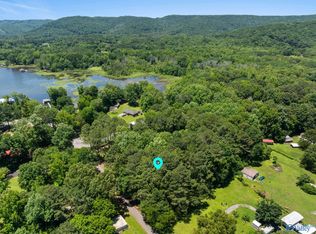 54 Malibu Cir, Scottsboro, AL 35769