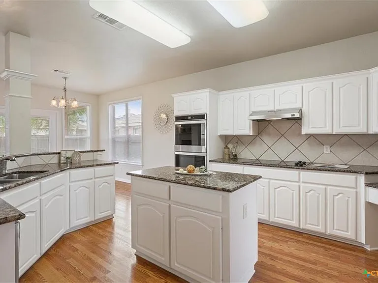 701 Prospector Trl — Photo 8