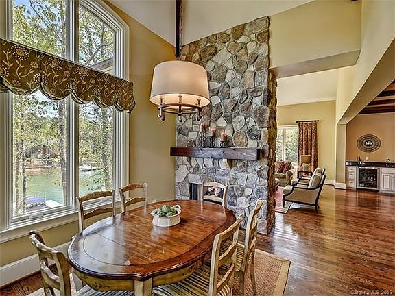 5th image of 108 Whaling Ln #286