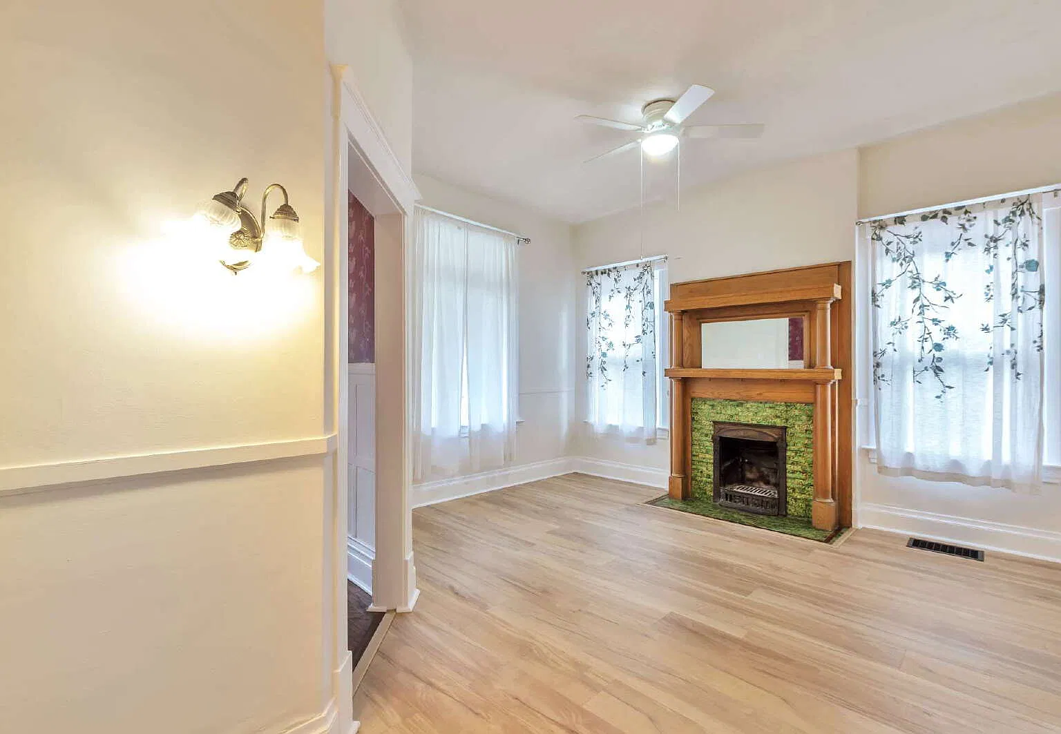 3 bed, 2.0 bath, $2,500 — Photo 3
