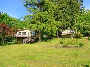 16091 Agatewood Rd NE, Bainbridge Island, WA 98110