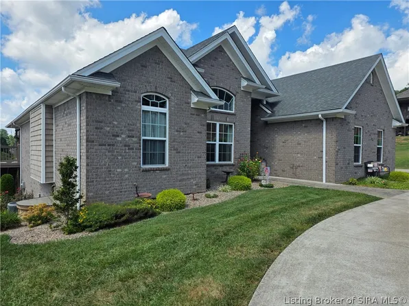 2840 Crescent Hill Drive NE, Corydon, IN 47112