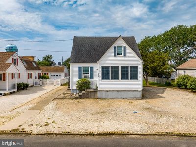 210 W 15th St, Ship Bottom, NJ, 08008