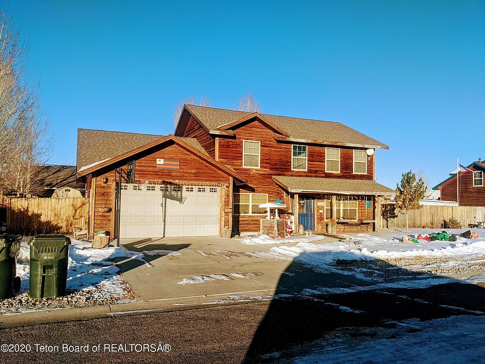 325 Meadowood St Pinedale Wy 82941 Zillow