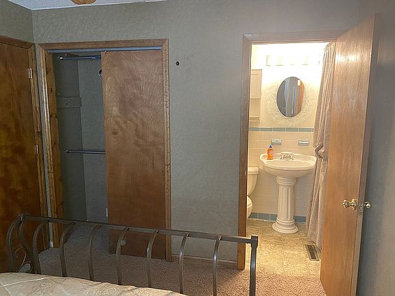 2nd image of 2305 Herron Dr