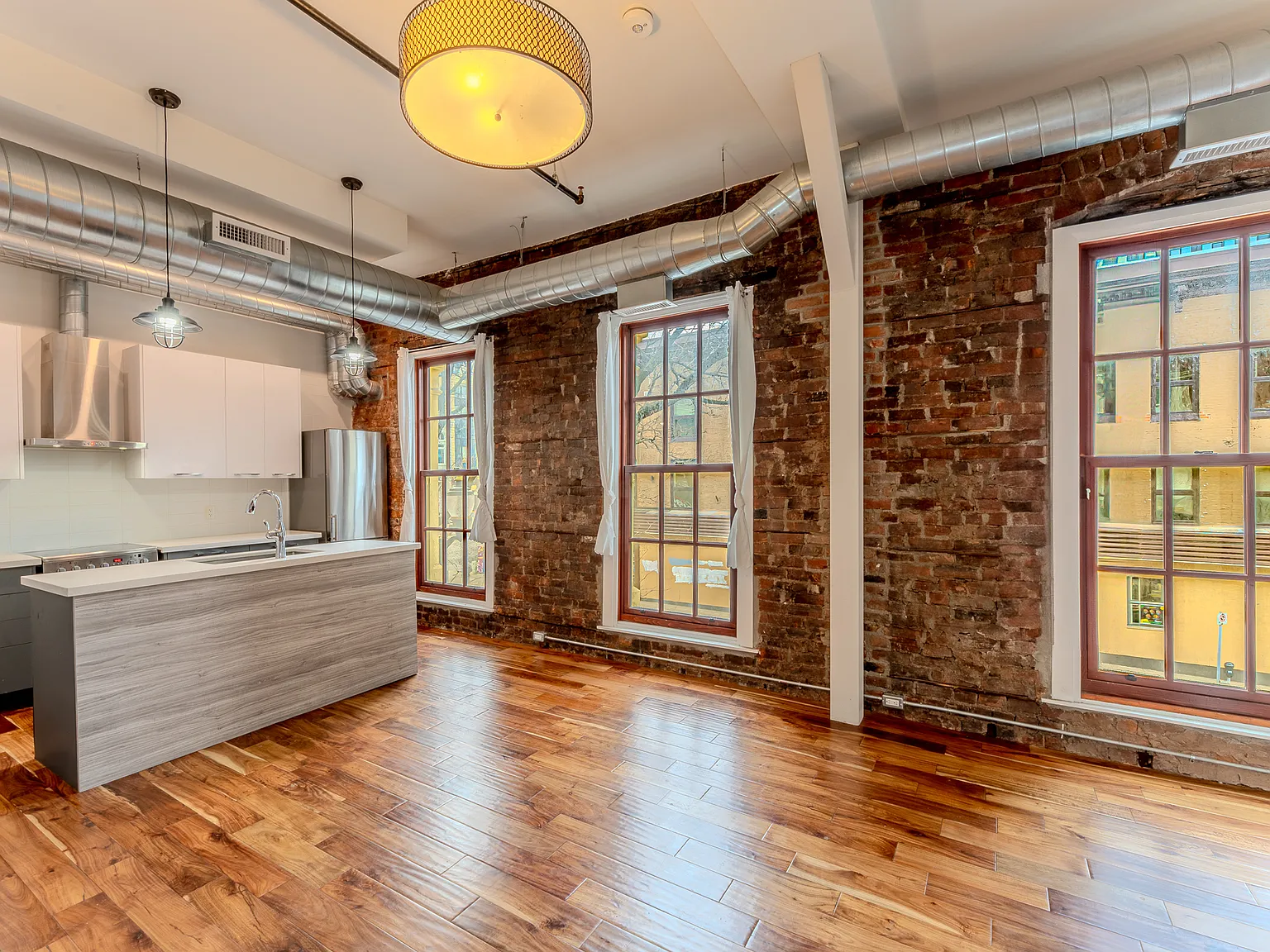 1 bed, 1.0 bath, 496 sqft, $1,795 — Photo 4