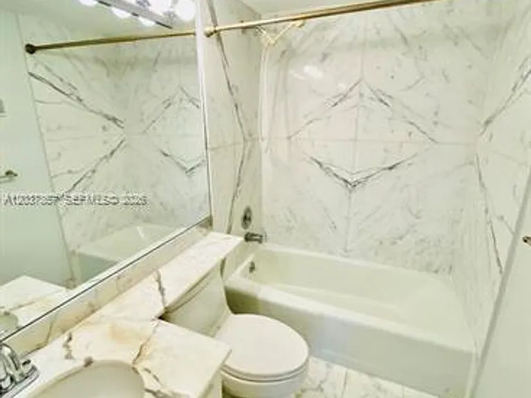 155 Ocean Lane Dr #504 — Photo 8