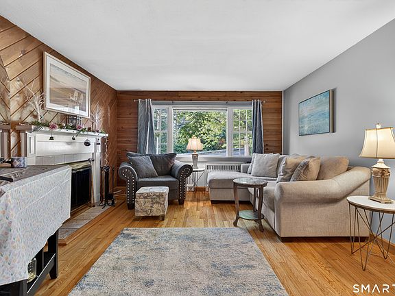 3rd image of 37 Dunbar Road