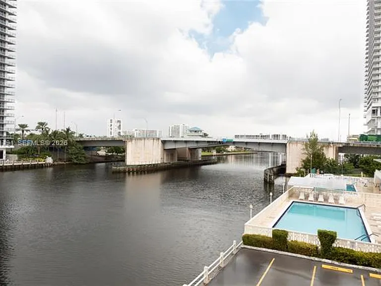 1817 S Ocean Dr #CU-320 — Photo 12