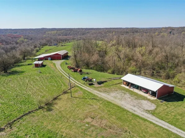 45559 Old Hopedale Rd, Cadiz, OH 43907
