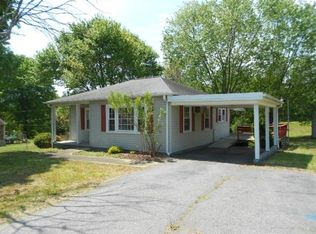 304 24th St SW, Hickory, NC 28602