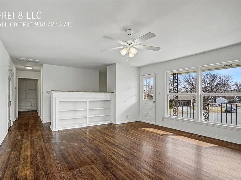 3802 S Allegheny Ave — Photo 7