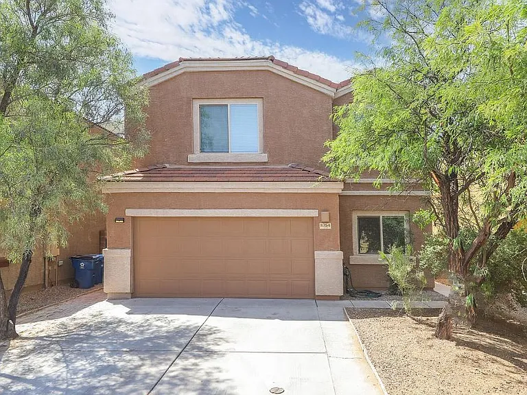 8754 N Mugho Pine Trl — Photo 1