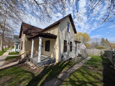411 McKee St, Manistee, MI, 49660
