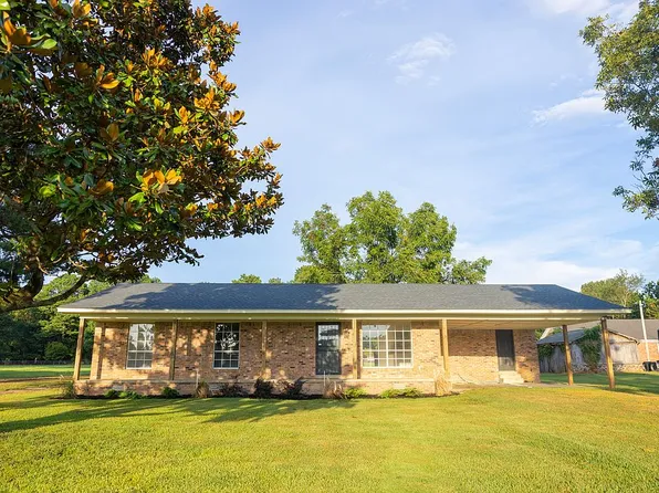 713 West St, Coldwater, MS 38618