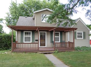 521 5th St SW, Pipestone, MN 56164