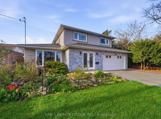 651 Burnhamthorpe Rd, Toronto, ON M9C2Z1