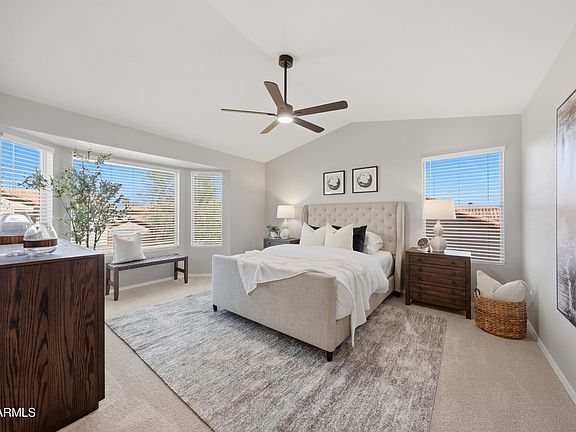 5th image of 516 W Smoke Tree Rd