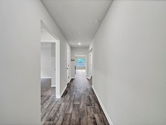 3rd image of 1035 Limpkin St