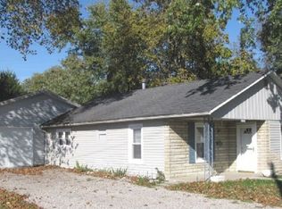 1121 E 2nd St, Mount Vernon, IN 47620