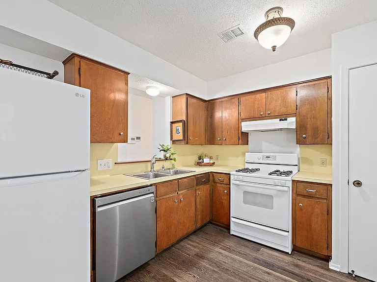 806 Easy Day Cv — Photo 15