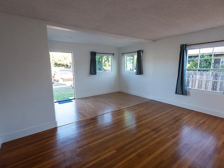 364 2nd Ave — Photo 26