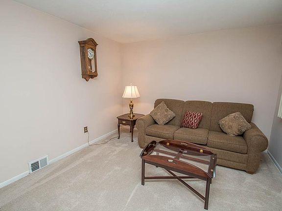 5th image of 15925 Hocking Blvd