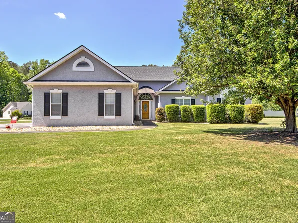 135 Clay Ct, Tyrone, GA 30290