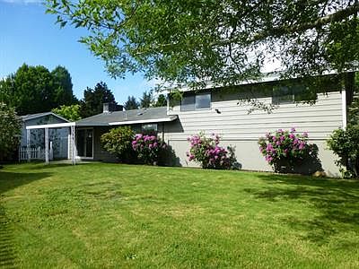 4th image of 5930 E Sarazen St SE
