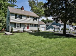 25 Dartmouth Rd., Melrose, MA 02176