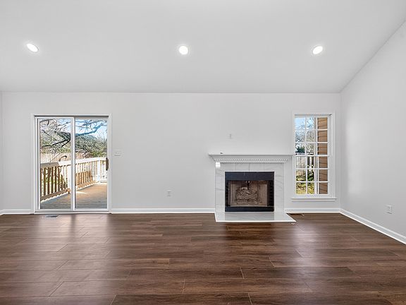 4th image of 609 Dardanelles Dr