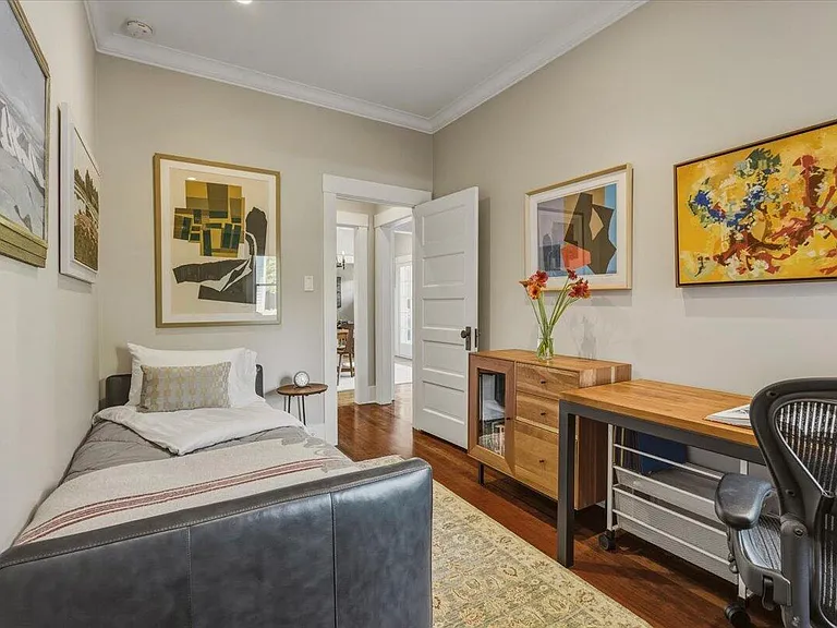 336 E Padre St — Photo 34